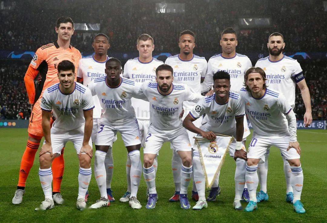 在现代足球 在现代足球