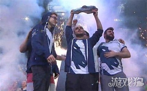 鹿队管理层 鹿队管理层