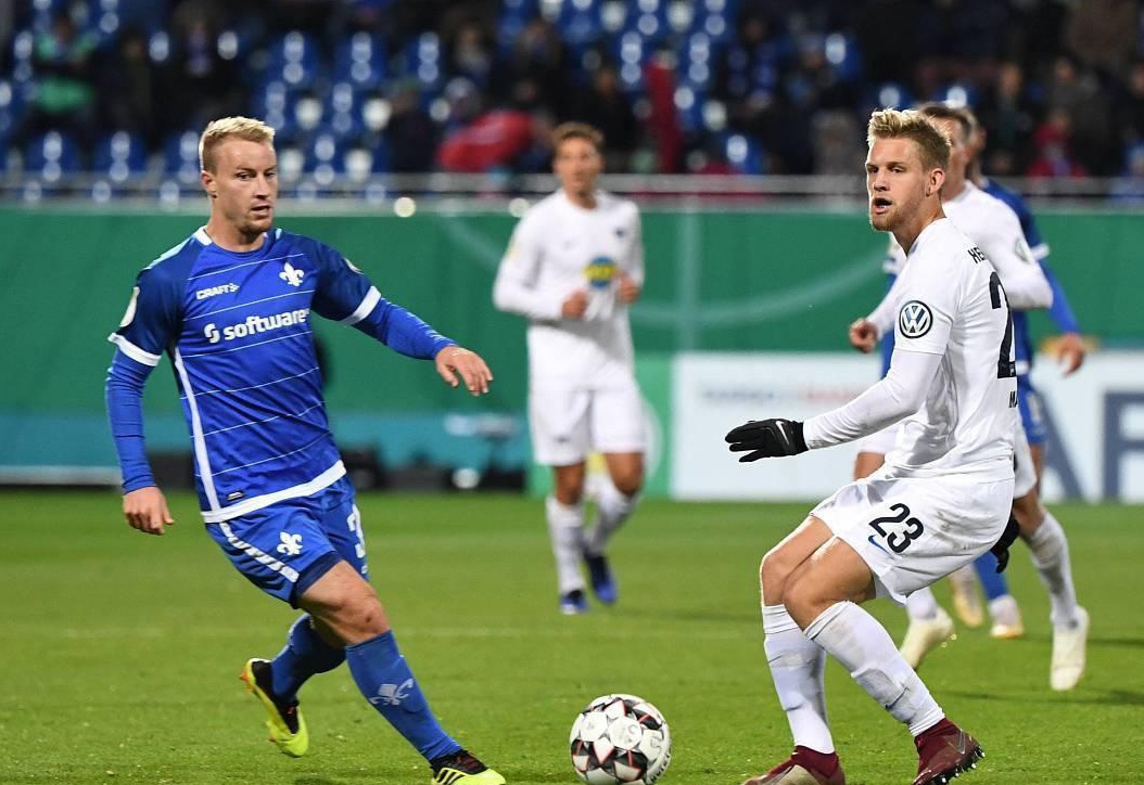 三个月内 三个月内