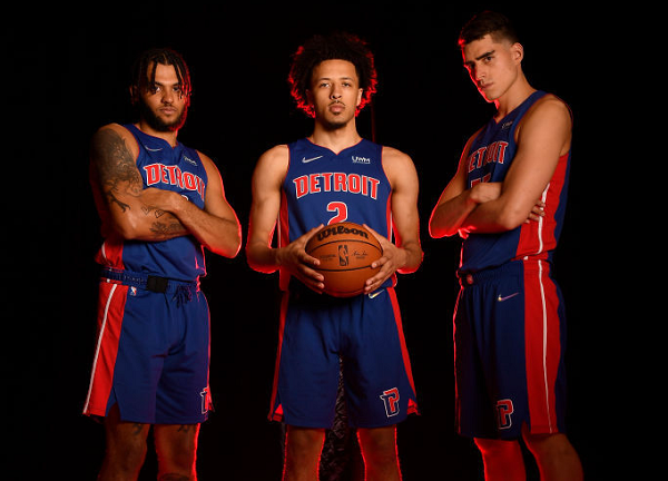 球与超远三 球与超远三